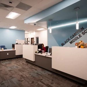 Black-Canyon-Middle-School-NBW-Architects-20211109-(020)